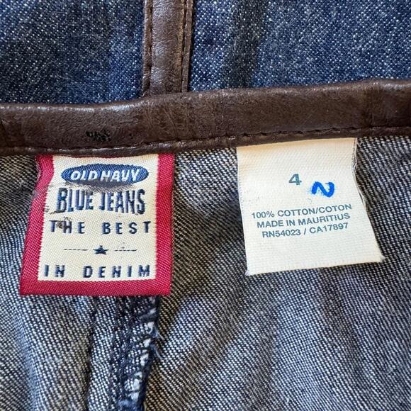 Vintage ‘01 Old Navy Dark Denim Zip-Up Mini Skirt w/ Faux Leather Trim - Picture 8 of 10